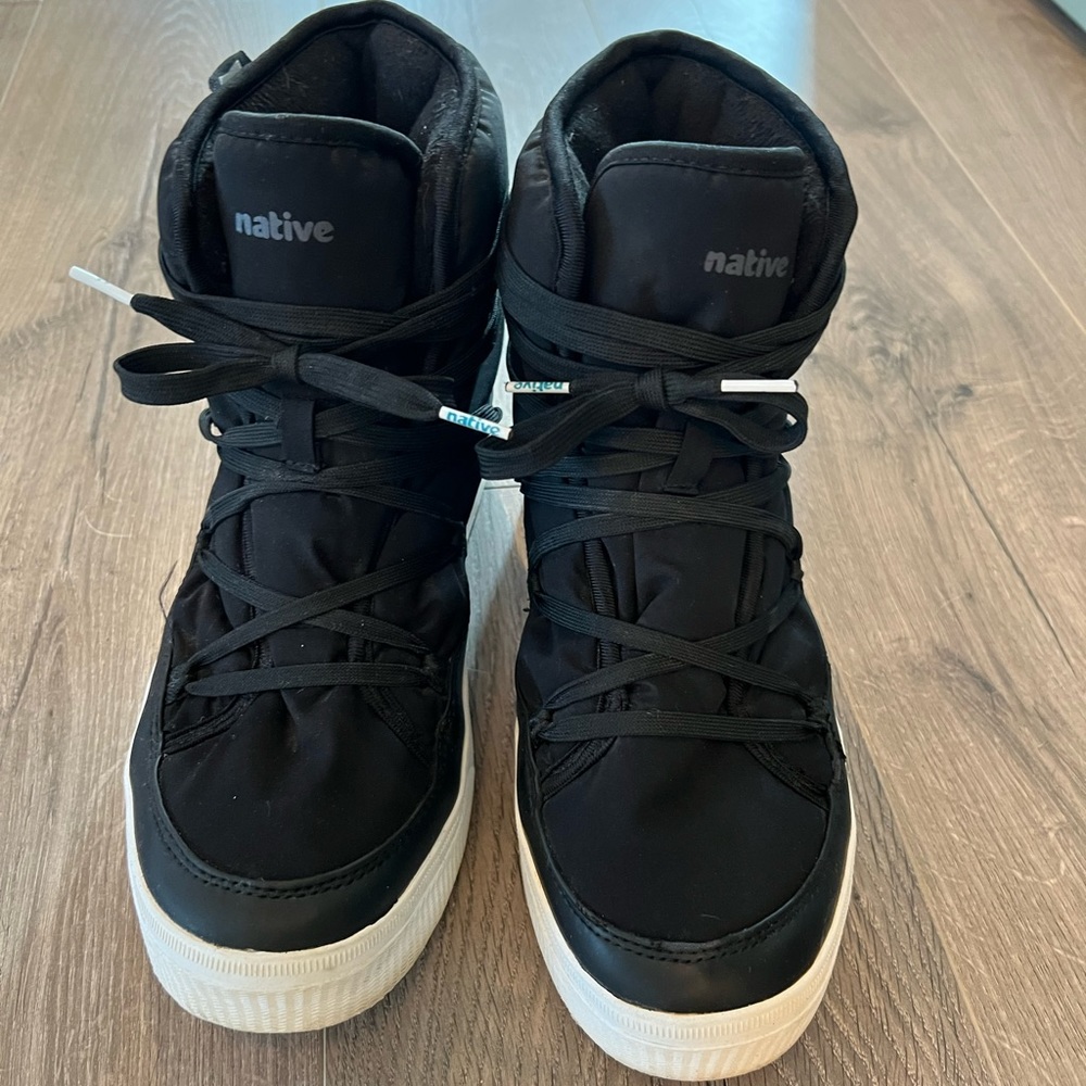 Native Winter Boots